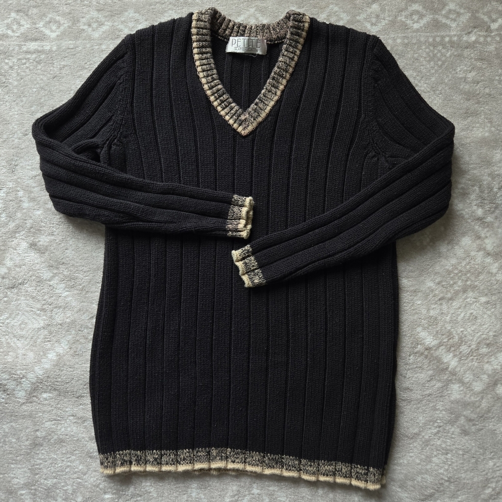 Petite Sophisticate Vintage Black Knit Sweater XS / Small